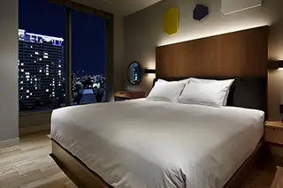 シモンズ社製ベッド